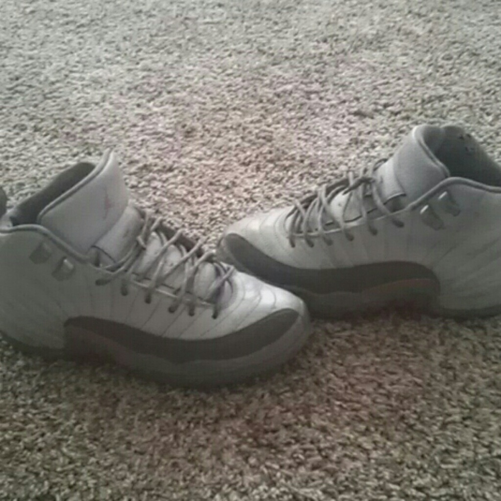 Jordan 12s - Picture 3 of 4